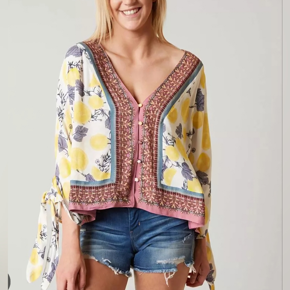 Free People Freshly Squeezed Maximalist Bohemuan Chic Floral Oversized Top Sz XS